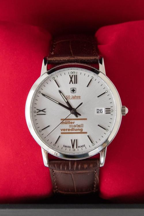 Armbanduhr mit bedrucktem Zifferblatt, swiss made – Juerg Siegrist AG