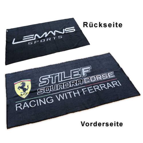 Vorder- und Rückseite des Badetuchs mit Ferrari-Aufdruck – Juerg Siegrist AG Werbeartikel