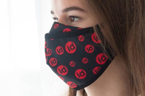 gesichtsmaske-stoffmasken-bedruckt-rot-schwarz-juerg-siegrist-holding-ag