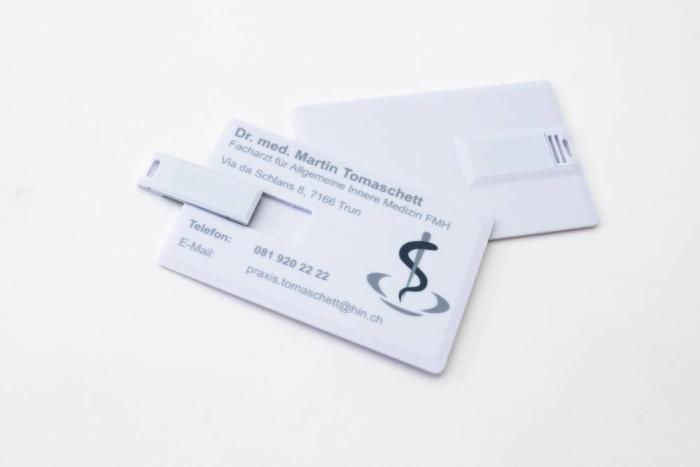 usb-stick-im-kreditkartenformat-mit-ihrer-werbung-juerg-siegrist-ag
