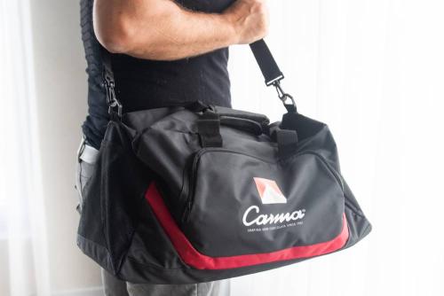 sporttasche-mit-firmenlogo-carma-juerg-siegrist-ag
