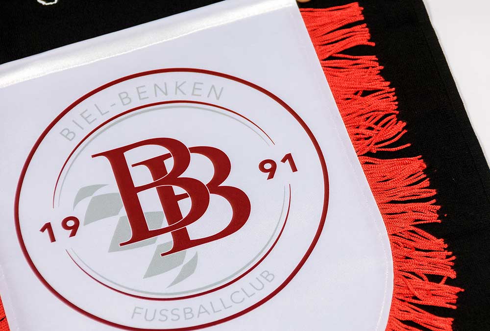 wimpel-für-fussballclub-biel-benken-bedruckt-juerg-siegrist-ag-schweiz-1