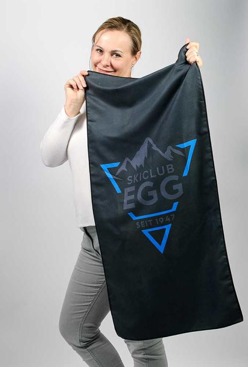 sporttuch-aus-mikrofaser-skiclub-egg-bedruckt-juerg-siegrist-ag-schweiz