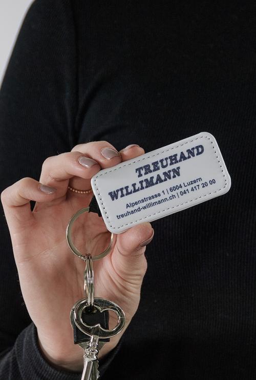 schlüsselanhänger-bedruckt-oder-geprägt-treuhand-juerg-siegrist-ag