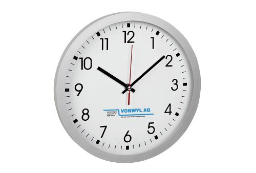 wanduhr-ziffernblatt-digital-bedruckt-juerg-siegrist-ag-2