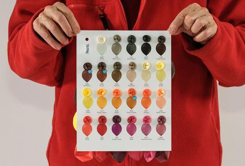 farbkarte-latexballon-Ø30cm-oder-Ø33cm-juerg-siegrist-ag