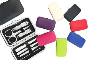 nagelpflege-maniküre-etui-mit-logo-juerg-siegrist-ag