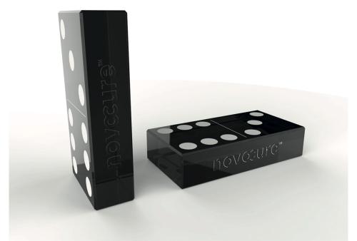 Glasquader-Dominostein-mit-Gravur-2