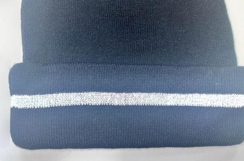 Strickmütze/Beanie mit Reflektierstreifen – Juerg Siegrist AG Werbeartikel