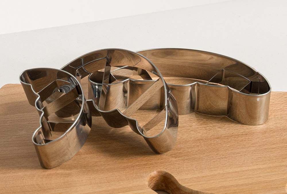 Ausstechformen im 3er-Set in Gipfeli-/Croissant-Form mit gelasertem Logo – Juerg Siegrist AG Werbeartikel